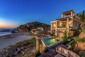 VILLA ESCONDIDA