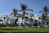 Condo Zaashila